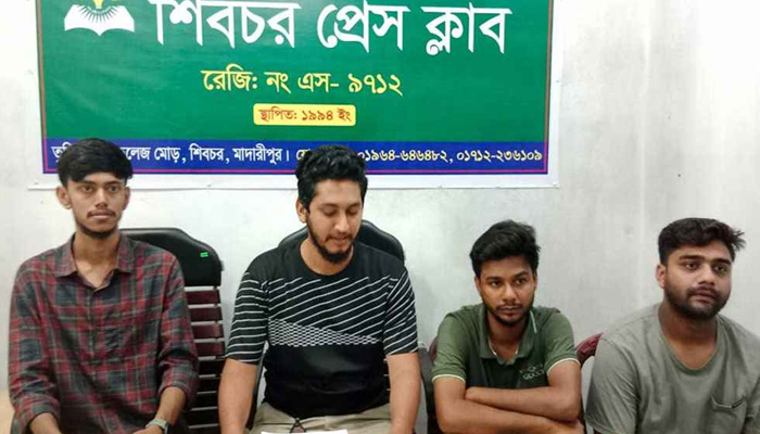 এনসিপি থেকে একসঙ্গে ৪ নেতার পদত্যাগ এনসিপি থেকে একসঙ্গে ৪ নেতার পদত্যাগ