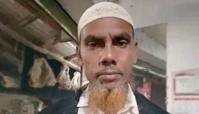 কক্সবাজারে বাড়িতে ঢুকে ছুরিকাঘাতে হত্যা, আটক ৩ কক্সবাজারে বাড়িতে ঢুকে ছুরিকাঘাতে হত্যা, আটক ৩