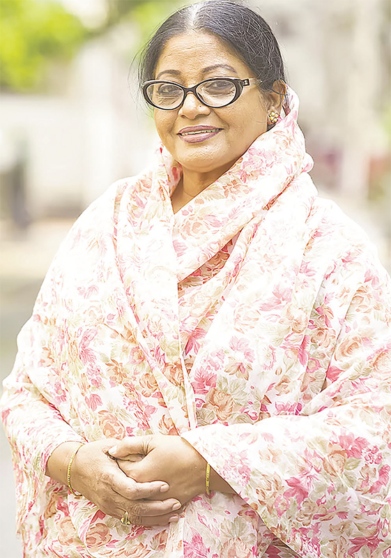 সোজাসাপটা জবাব দিলেন ডলি জহুর সোজাসাপটা জবাব দিলেন ডলি জহুর