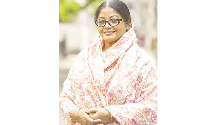 সোজাসাপটা জবাব দিলেন ডলি জহুর সোজাসাপটা জবাব দিলেন ডলি জহুর