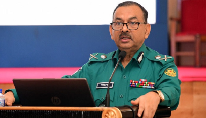 জন্মাষ্টমীর অনুষ্ঠানসমূহে নিশ্ছিদ্র নিরাপত্তা নিশ্চিত করা হবে: ডিএমপি কমিশনার জন্মাষ্টমীর অনুষ্ঠানসমূহে নিশ্ছিদ্র নিরাপত্তা নিশ্চিত করা হবে: ডিএমপি কমিশনার