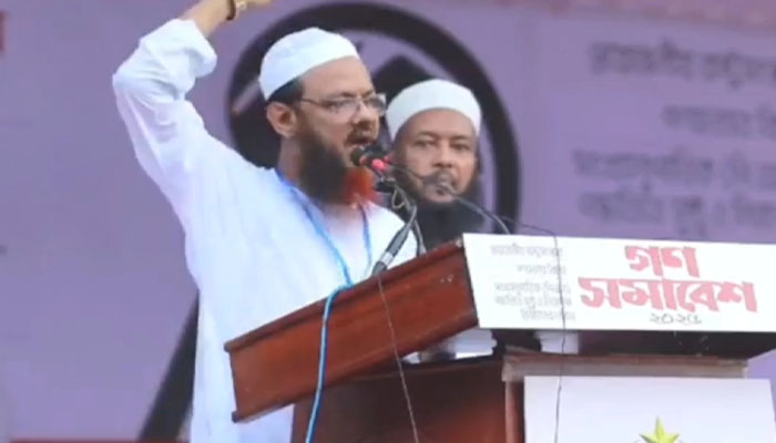 ‘চাদাঁ তুললে পুরস্কার, ধরা পরলে বহিষ্কার, ভাইরাল হলে গ্রেপ্তার’ ‘চাদাঁ তুললে পুরস্কার, ধরা পরলে বহিষ্কার, ভাইরাল হলে গ্রেপ্তার’