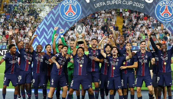 পেনাল্টিতে সুপার কাপ শিরোপা জয় পিএসজির পেনাল্টিতে সুপার কাপ শিরোপা জয় পিএসজির