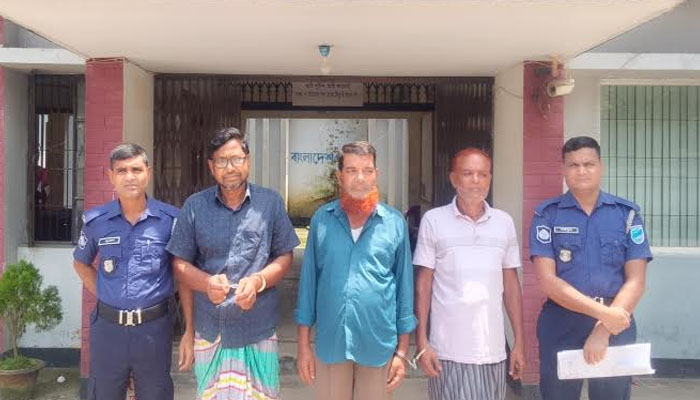 সাটুরিয়ায় ইউনিয়ন আ.লীগের সাধারণ সম্পাদকসহ গ্রেপ্তার ৩ সাটুরিয়ায় ইউনিয়ন আ.লীগের সাধারণ সম্পাদকসহ গ্রেপ্তার ৩