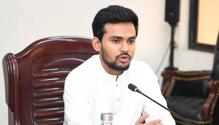 নির্বাচন করলে তফসিলের আগে পদ ছাড়ব: উপদেষ্টা আসিফ নির্বাচন করলে তফসিলের আগে পদ ছাড়ব: উপদেষ্টা আসিফ