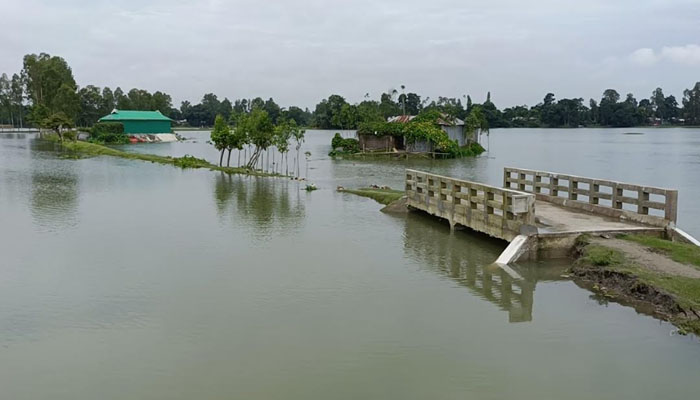বিপৎসীমার ৬ সেন্টিমিটার ওপরে দুধকুমোরের পানি