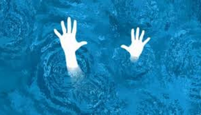 গোমস্তাপুরে বিলের পানিতে ডুবে শিশুর মৃত্যু