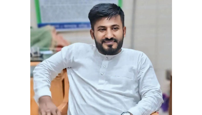 উখিয়ায় আ.লীগ কর্মী জসিম আহাম্মদ ফের গ্রেপ্তার উখিয়ায় আ.লীগ কর্মী জসিম আহাম্মদ ফের গ্রেপ্তার