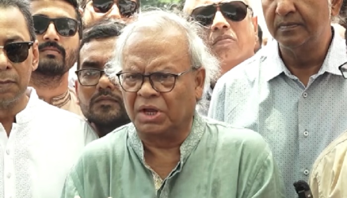 আওয়ামী আমলের প্রশাসন দিয়ে সুষ্ঠু নির্বাচন সম্ভব হবে না: রিজভী আওয়ামী আমলের প্রশাসন দিয়ে সুষ্ঠু নির্বাচন সম্ভব হবে না: রিজভী