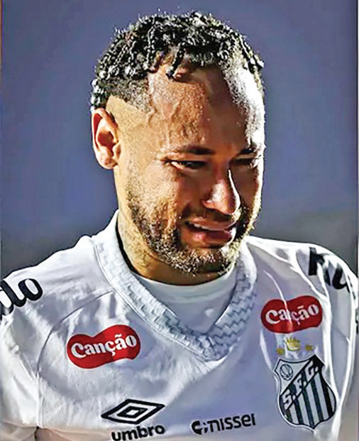 অঝোরে কাঁদলেন নেইমার অঝোরে কাঁদলেন নেইমার