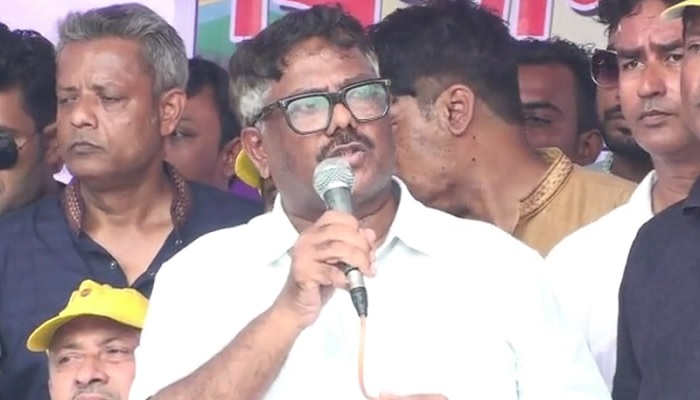 নির্বাচন নিয়ে জাতীয় ও আন্তর্জাতিক ষড়যন্ত্র শুরু হয়েছে: দুলু নির্বাচন নিয়ে জাতীয় ও আন্তর্জাতিক ষড়যন্ত্র শুরু হয়েছে: দুলু