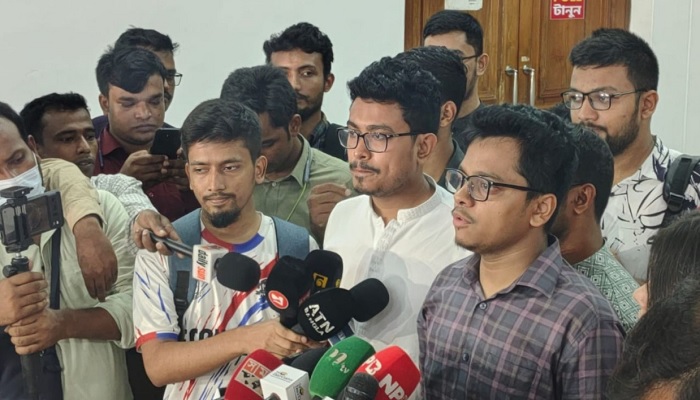 মনোনয়নপত্র জমায় সবার আগে শিবির নেতৃত্বাধীন প্যানেল