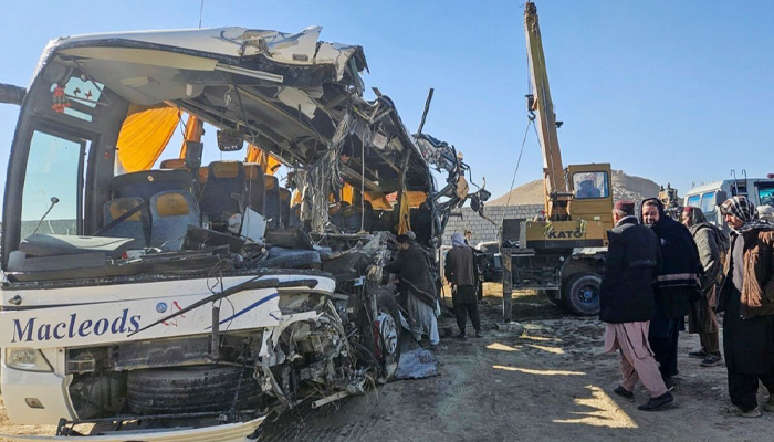 আফগানিস্তানে ট্রাক, মোটরসাইকেল ও বাসের মধ্যে সংঘর্ষে নিহত ৭১ আফগানিস্তানে ট্রাক, মোটরসাইকেল ও বাসের মধ্যে সংঘর্ষে নিহত ৭১