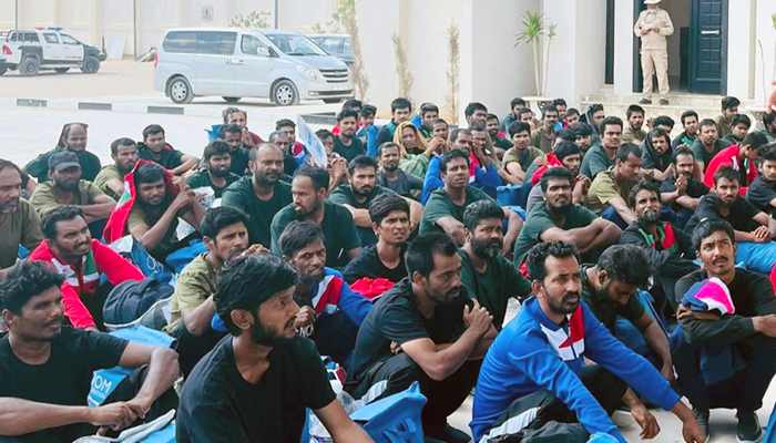 আগামীকাল লিবিয়া থেকে দেশে ফিরছেন ১৭৫ বাংলাদেশি আগামীকাল লিবিয়া থেকে দেশে ফিরছেন ১৭৫ বাংলাদেশি