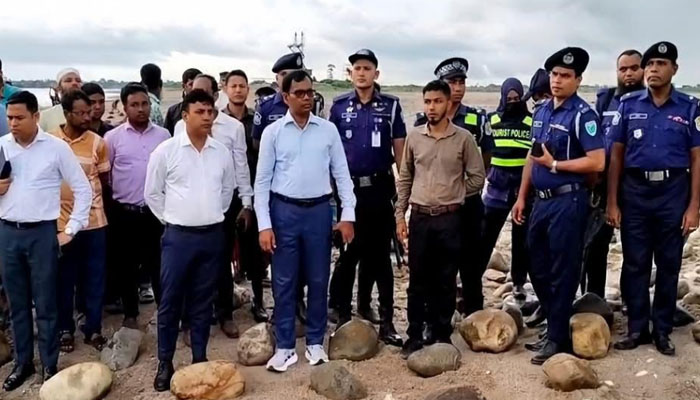 দায়িত্ব নিয়েই সিলেটের নতুন ডিসি সারোয়ার আলমের হুঁশিয়ারি দায়িত্ব নিয়েই সিলেটের নতুন ডিসি সারোয়ার আলমের হুঁশিয়ারি