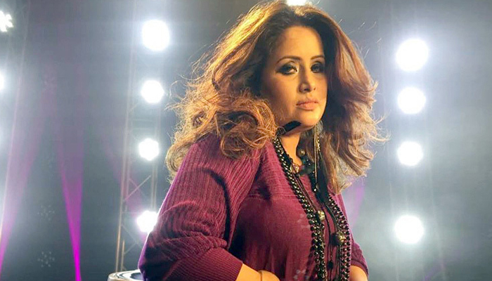 আপন ভুবনে ফিরলেন কানিজ সুবর্ণা আপন ভুবনে ফিরলেন কানিজ সুবর্ণা