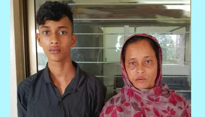 দাফনের ১৭ দিন পর জীবিত উদ্ধার কিশোর! দাফনের ১৭ দিন পর জীবিত উদ্ধার কিশোর!