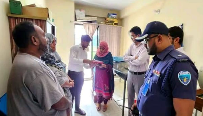 বোয়ালখালীতে অনুমোদন ছাড়াই চিকিৎসাসেবা, লাখ টাকা জরিমানা বোয়ালখালীতে অনুমোদন ছাড়াই চিকিৎসাসেবা, লাখ টাকা জরিমানা