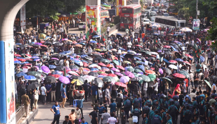 এবার ‘লং মার্চ টু ঢাকা’ কর্মসূচির ঘোষণা বুয়েট শিক্ষার্থীদের এবার ‘লং মার্চ টু ঢাকা’ কর্মসূচির ঘোষণা বুয়েট শিক্ষার্থীদের
