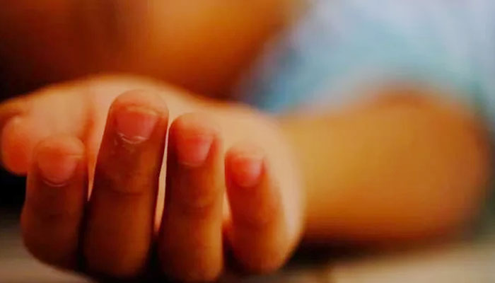 চুয়াডাঙ্গায় গলায় ওষুধ আটকে শিশুর মৃত্যু চুয়াডাঙ্গায় গলায় ওষুধ আটকে শিশুর মৃত্যু