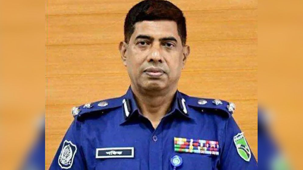 ডিএমপির নতুন ডিবিপ্রধান ডিআইজি শফিকুল ডিএমপির নতুন ডিবিপ্রধান ডিআইজি শফিকুল