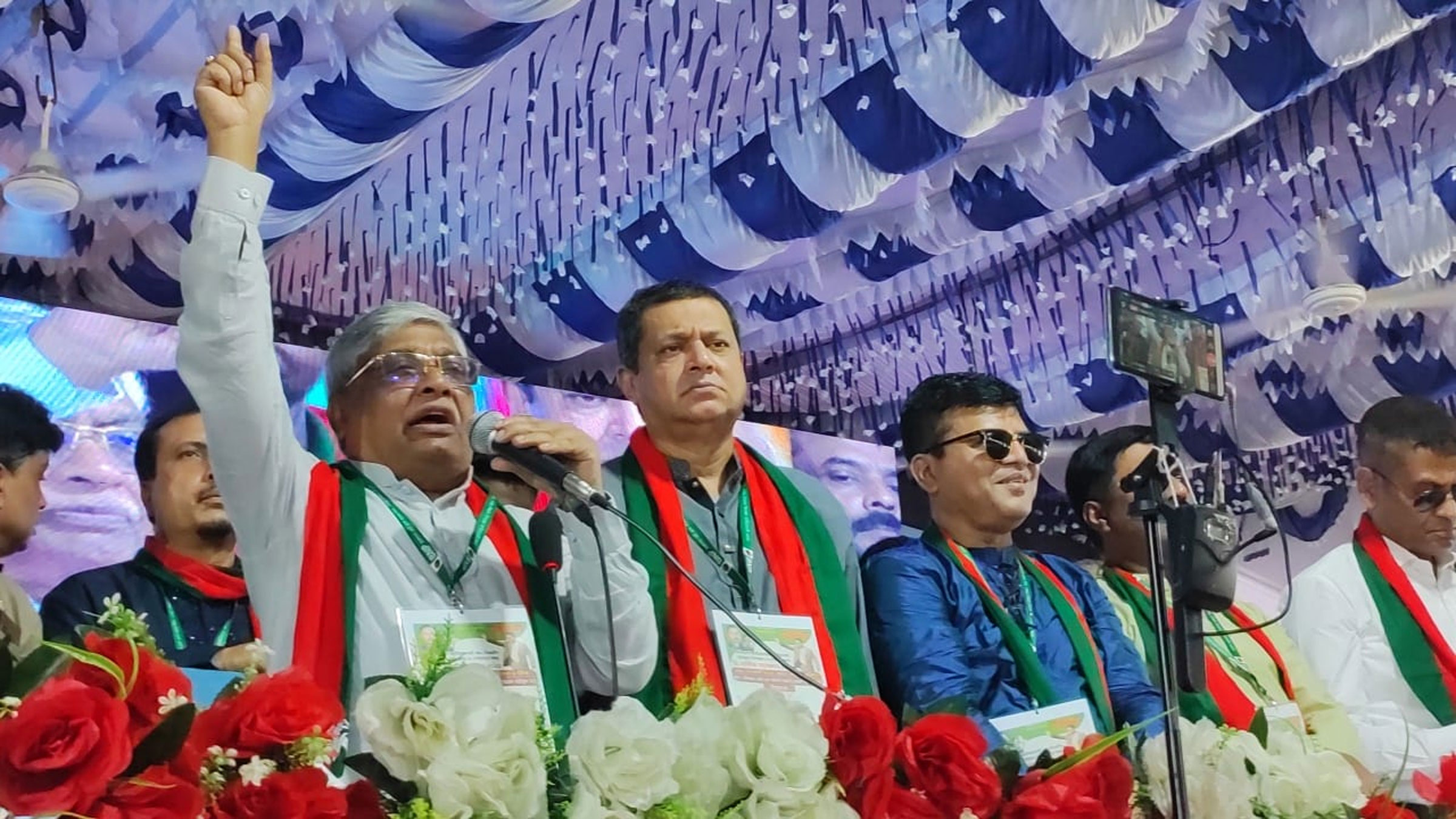 পিআর টিআর বুঝি না, আগের পদ্ধতিতেই নির্বাচন হবে : বুলু পিআর টিআর বুঝি না, আগের পদ্ধতিতেই নির্বাচন হবে : বুলু