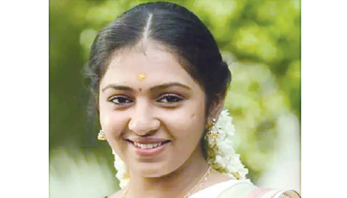 জনপ্রিয় অভিনেত্রীর বিরুদ্ধে নারী অপহরণের অভিযোগ জনপ্রিয় অভিনেত্রীর বিরুদ্ধে নারী অপহরণের অভিযোগ