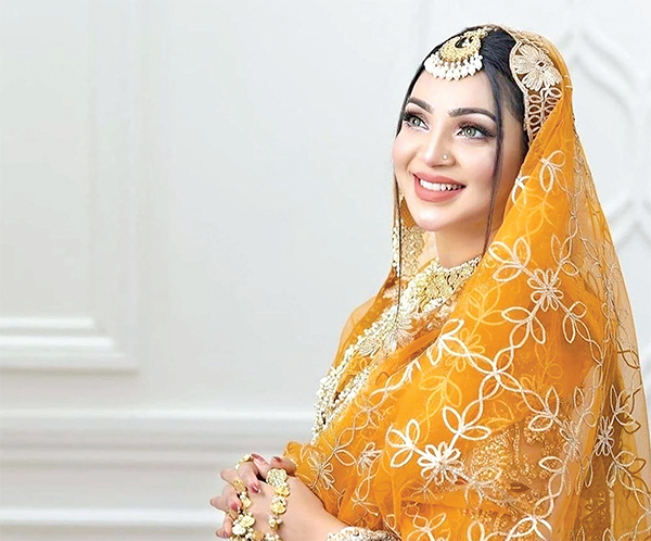 অবশেষে সিনেমায় প্রভা অবশেষে সিনেমায় প্রভা