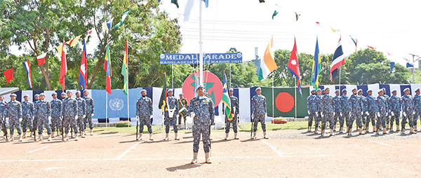 নৌবাহিনীর ১৯৯ সদস্যের শান্তিরক্ষা পদক লাভ