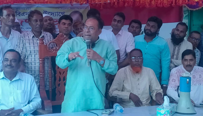 ১৭ বছর ফ্যাসিস্ট হাসিনা হিন্দুদের ব্যবহার করেছে: খন্দকার নাসিরুল ১৭ বছর ফ্যাসিস্ট হাসিনা হিন্দুদের ব্যবহার করেছে: খন্দকার নাসিরুল