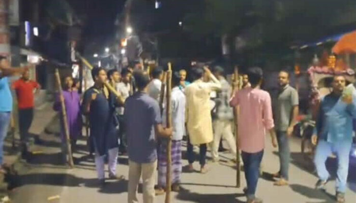 নুরের ওপর হামলার প্রতিবাদে শেরপুরে লাঠি মিছিল