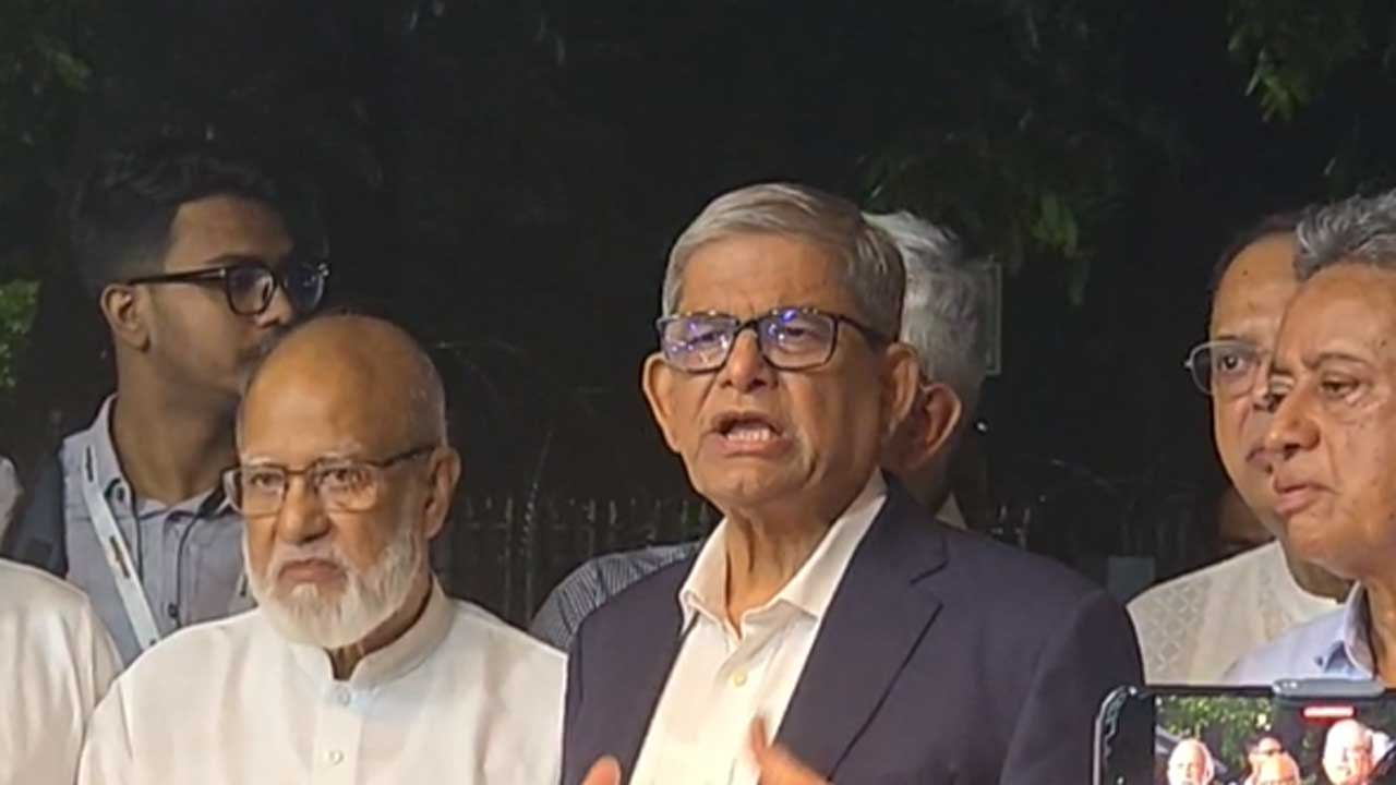 ফেব্রুয়ারির প্রথমার্ধে নির্বাচন হবে বলে প্রধান উপদেষ্টা আশ্বস্ত করেছেন : মির্জা ফখরুল ফেব্রুয়ারির প্রথমার্ধে নির্বাচন হবে বলে প্রধান উপদেষ্টা আশ্বস্ত করেছেন : মির্জা ফখরুল