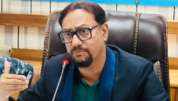 চবিতে সংঘর্ষের ঘটনায় বিচার বিভাগীয় তদন্তের দাবি মেয়রের চবিতে সংঘর্ষের ঘটনায় বিচার বিভাগীয় তদন্তের দাবি মেয়রের