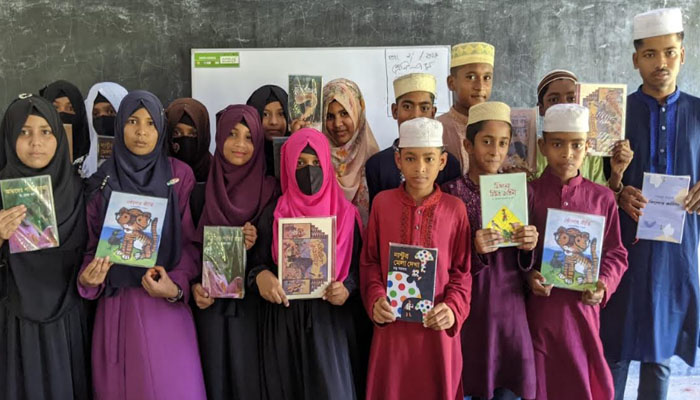 নকলায় শিক্ষার্থীর মাঝে পুরস্কার বিতরণ