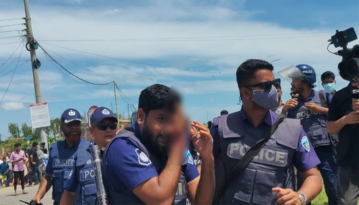 উচ্ছেদ অভিযানে হামলার ঘটনায় ২৫০ জনের বিরুদ্ধে মামলা উচ্ছেদ অভিযানে হামলার ঘটনায় ২৫০ জনের বিরুদ্ধে মামলা