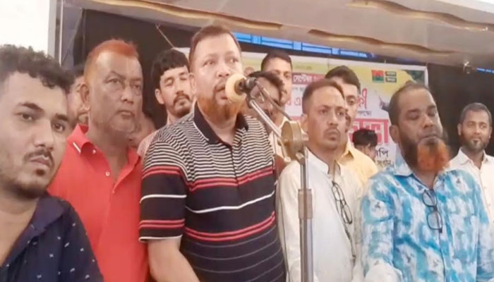 হাজীগঞ্জে বিএনপির ৪৭ তম প্রতিষ্ঠাবার্ষিকী উপলক্ষ্যে সভা অনুষ্ঠিত হাজীগঞ্জে বিএনপির ৪৭ তম প্রতিষ্ঠাবার্ষিকী উপলক্ষ্যে সভা অনুষ্ঠিত