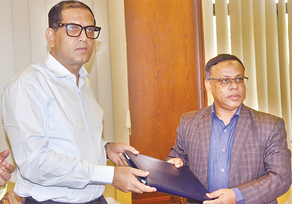 দক্ষিণ সিটির সঙ্গে নার্সিং ও মিডওয়াইফারি অধিদপ্তরের মধ্যে চুক্তি দক্ষিণ সিটির সঙ্গে নার্সিং ও মিডওয়াইফারি অধিদপ্তরের মধ্যে চুক্তি