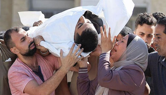 গাজায় ইসরায়েলি বোমাবর্ষণে একদিনে নিহত ৭৩ গাজায় ইসরায়েলি বোমাবর্ষণে একদিনে নিহত ৭৩