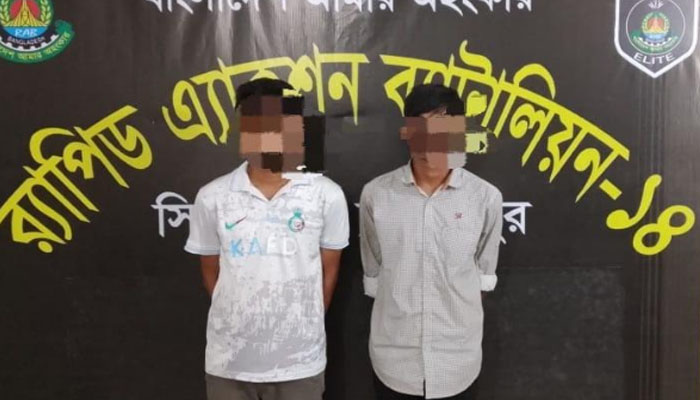 শেরপুরে ভারতীয় মদসহ ৩ মাদক কারবারি আটক