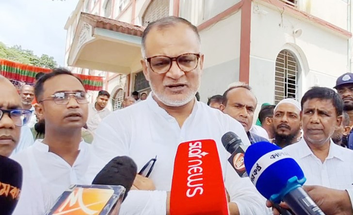 আলুর দাম বাড়ানোর পরিকল্পনা করছে সরকার: বাণিজ্য উপদেষ্টা আলুর দাম বাড়ানোর পরিকল্পনা করছে সরকার: বাণিজ্য উপদেষ্টা