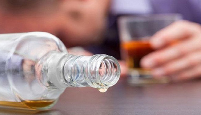 মুন্সিগঞ্জে অতিরিক্ত মদপানে ৪ জনের মৃত্যু মুন্সিগঞ্জে অতিরিক্ত মদপানে ৪ জনের মৃত্যু