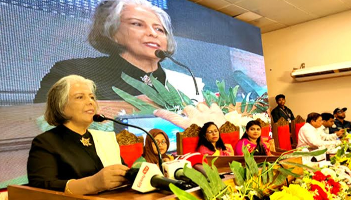 অতিরিক্ত সহিংসতা হলে নির্বাচন ভঙ্গুর হয়ে যাবে: উপদেষ্টা শারমীন অতিরিক্ত সহিংসতা হলে নির্বাচন ভঙ্গুর হয়ে যাবে: উপদেষ্টা শারমীন