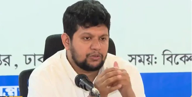 নির্বাচনে গণমাধ্যমের স্বাধীনতায় কোনো বাধা দেয়া হবে না: তথ্য উপদেষ্টা নির্বাচনে গণমাধ্যমের স্বাধীনতায় কোনো বাধা দেয়া হবে না: তথ্য উপদেষ্টা