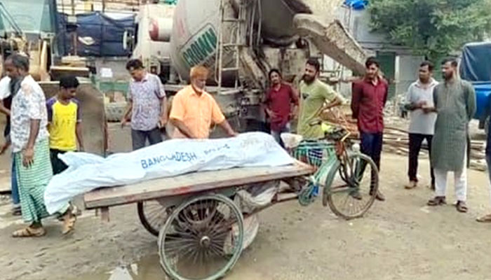 ভারসাম্যহীন যুবককে হত্যা, পুলিশের ওপর হামলা, আটক ১০ ভারসাম্যহীন যুবককে হত্যা, পুলিশের ওপর হামলা, আটক ১০