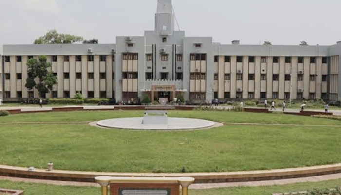 রাকসু নির্বাচনে মনোনয়নপত্র দাখিল করলো ৯২৩ প্রার্থী 