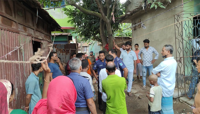 সিলিন্ডার বিস্ফোরণ: ৩ দিন পর দগ্ধ এক ব্যক্তির মৃত্যু সিলিন্ডার বিস্ফোরণ: ৩ দিন পর দগ্ধ এক ব্যক্তির মৃত্যু