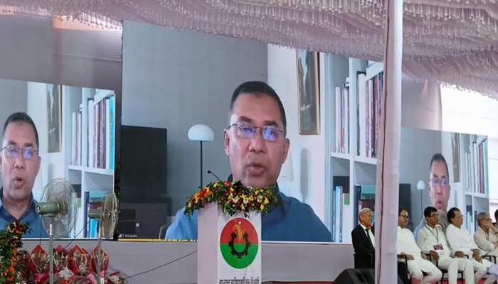 গণতন্ত্র না ফেরা পর্যন্ত নেতাকর্মীরা জেগে থাকবে: তারেক রহমান