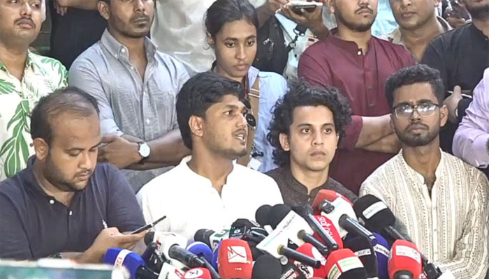 আমাদের এতিমের মতো দাঁড় করিয়ে রেখেছিল: আবিদ