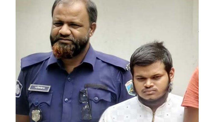 সিরাজগঞ্জে ২ শিক্ষার্থীকে যৌন নিপীড়ন, মাদ্রাসা শিক্ষক গ্রেপ্তার সিরাজগঞ্জে ২ শিক্ষার্থীকে যৌন নিপীড়ন, মাদ্রাসা শিক্ষক গ্রেপ্তার