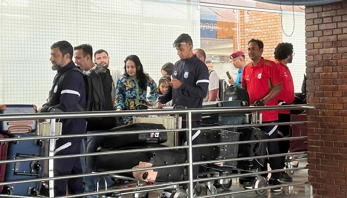 বিকেল ৩টায় দেশে পৌঁছাতে পারেন জামালরা